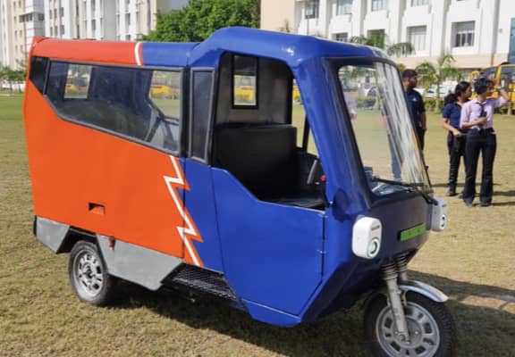 electric operational food cart